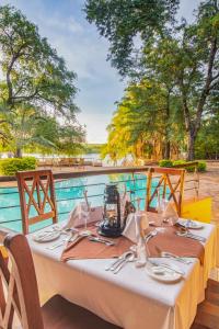 Bazén v ubytování Chobe Safari Lodges nebo v jeho okolí