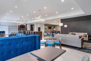 Foto da galeria de Comfort Inn & Suites em Adrian