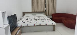 Postel nebo postele na pokoji v ubytování Furnished Studio Apartments for rent in Dubai