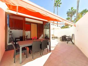 Kuchyň nebo kuchyňský kout v ubytování Rentaliday Brisas del Atlantico