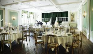 Restaurace v ubytování Hotel Frederiksminde