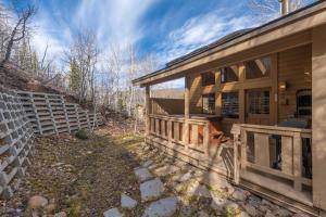 Το κτήριο όπου στεγάζεται  η παραθεριστική κατοικία