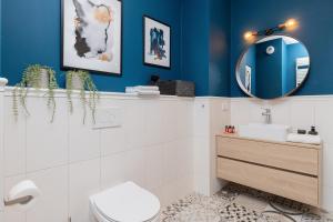 Kúpeľňa v ubytovaní Rajska 8 Apartments Old Town Gdańsk by Renters Prestige