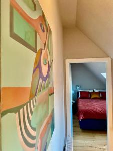 Un pat sau paturi într-o cameră la Apartmenthaus am Dom Comfort Suite mit Parkplatz