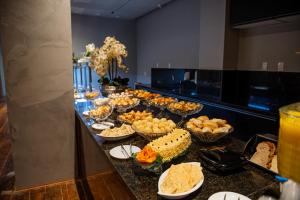Comida no hotel ou em algum lugar perto