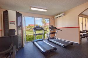 
The fitness centre and/or fitness facilities at Mystique St Lucia by Royalton
