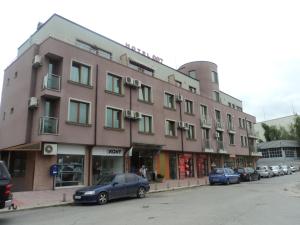 Gedung tempat hotel berlokasi