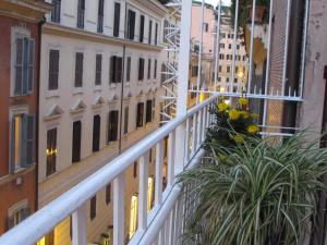 מרפסת או טרסה ב-Casa Micheli in Centro ex Frattina Luxury Apartment
