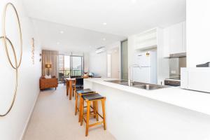 Kuchyň nebo kuchyňský kout v ubytování Nautica Residences Fremantle