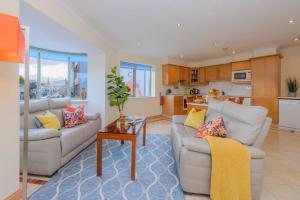 A seating area at Park Place Apartments