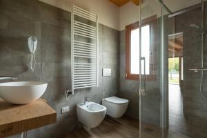 Agriturismo ai Due Leoni的一间浴室