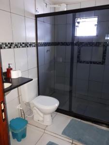 Phòng tắm tại Kitnet Central - Arraial do Cabo +17 ảnh