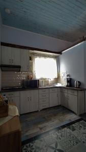 A kitchen or kitchenette at Villa Christa