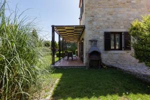 A garden outside Kalimera villas