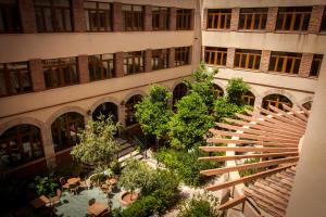 an overhead view of a courtyard in a building at Balneario San Nicolas in Alhama de Almería