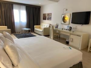 Barceló Cairo Pyramids TV 또는 엔터테인먼트 센터