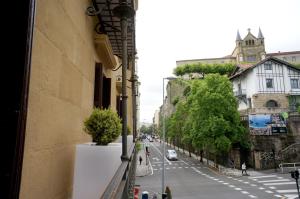 Gallery image of Loaldia in San Sebasti&aacute;n