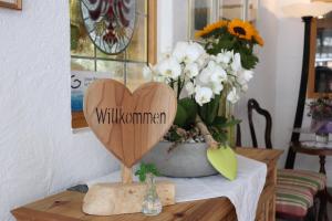 Fotografie z fotogalerie ubytování Hotel Theresia Garni v destinaci Sankt Johann in Tirol