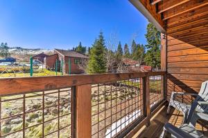 Balkón nebo terasa v ubytování Walk to Ski Resort Tahoe Donner Studio with Balcony
