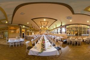 Restaurace v ubytování Hotel Zum Schlössle