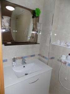 Kupaonica u objektu Málaga Centro habitaciones privada en apartamento compartidos