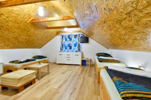 Posezení v ubytování Jungle House with private pool and hot tub + 14 fotografií