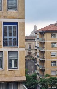 - une vue sur la ville depuis un bâtiment dans l'établissement GRAFEA Apartment&Rooms Catania, à Catane