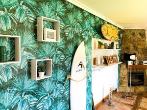 Fotografia z galérie ubytovania La Wave Surf House & School v destinácii Somo