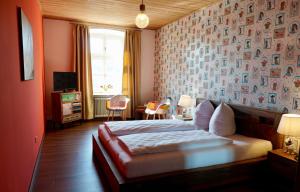 Postel nebo postele na pokoji v ubytování Hotel Endorfer Hof