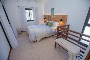 Ένα ή περισσότερα κρεβάτια σε δωμάτιο στο Sintra Aparts +62 φωτογραφίες