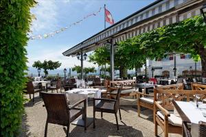 En restaurang eller annat matställe på Romantik Hotel Mont Blanc au Lac