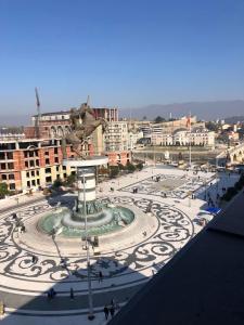 Nespecifikovaný výhled na destinaci Skopje nebo výhled na město při pohledu z apartmánu