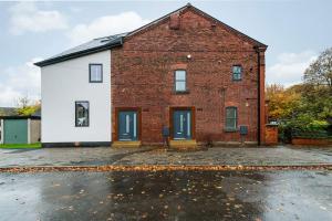 Gallery image of BOOTique House - Luxury Group Accommodation in Wakefield in Wakefield