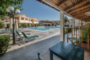 Piscina di Ecoresort Hotel Zefyros o nelle vicinanze