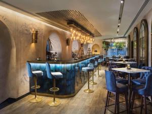Ein Sitzbereich in der Unterkunft Fairmont Nile City