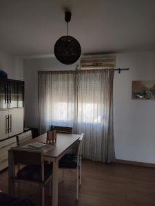 Kuchyňa alebo kuchynka v ubytovaní Apartamento Dúplex El Monumento