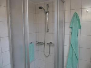 Kúpeľňa v ubytovaní Villa Schnuck - das rote Ferienhaus