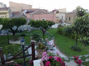 A garden outside L'Antico Borgo