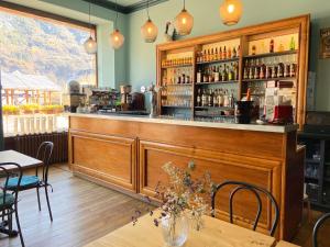 Gallery image of h&ocirc;tel oberland in Le Bourg-dʼOisans