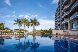 Бассейн в Radisson Blu Resort Gran Canaria или поблизости