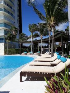 Бассейн в Ocean front apartment in Cancun или поблизости