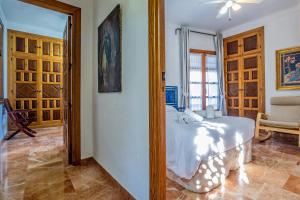 Postel nebo postele na pokoji v ubytování Apartamento con patio cordobés en San Basilio & Parking