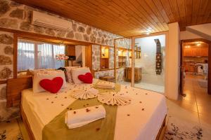 Φωτογραφία από το άλμπουμ του Vinka - 1 Bedroom with jacuzzi in Kalkan στο Κας