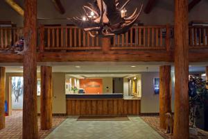 The lobby or reception area at AmericInn by Wyndham Pequot Lakes