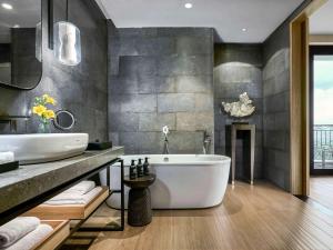 Koupelna v ubytování Pullman Bandung Grand Central
