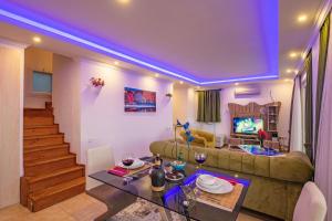 Posezení v ubytování Gera - 1 Bedroom with jacuzzi in Kalkan