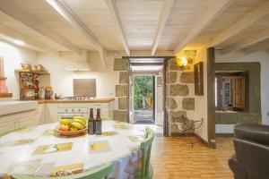 Kép Villa Los Matos Pool and Garden Valleseco szállásáról Vallesecóban a galériában
