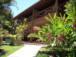 Um jardim em Pousada e Mergulho Jamanta