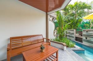 Бассейн в Aonang Princeville Villa Resort & Spa - GHA WellHotel-Halal Certified, Krabi, Thailand или поблизости