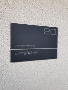 Fotografie z fotogalerie ubytování Ferienwohnung Bergäcker v destinaci Neualbenreuth